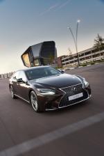 Lexus LS500 2018 года (ZA)